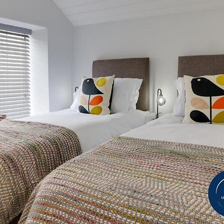 Beam End Snainton - Modern 2-Bedroom Stone Cottage ภายนอก รูปภาพ