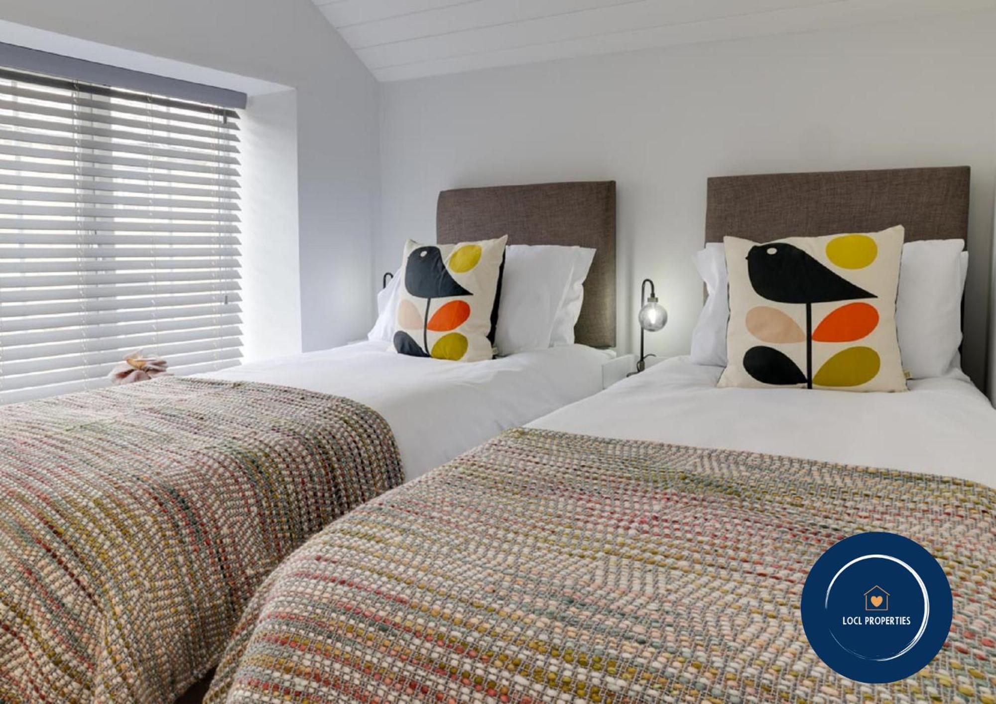 Beam End Snainton - Modern 2-Bedroom Stone Cottage ภายนอก รูปภาพ
